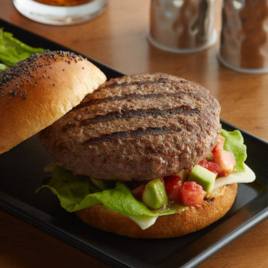 CANADIAN SELECT MEATS BEEF BURGER 8 OZ frozen (PACK OF 24 X 226 GRAMS)