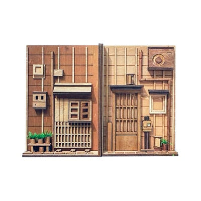 Book Nook Shelf House Miniature Wooden Bookcase Anime Collection Miniatures  Toy Insert Birthday H4f7 H Model Gifts Kit: Amazon.de: Toys