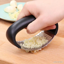 Kitchen Accessories 304 Garlic Press Manual Garlic Press Device Press Squeezer Handheld Ginger Garlic Tools Kitchen Gadgets
